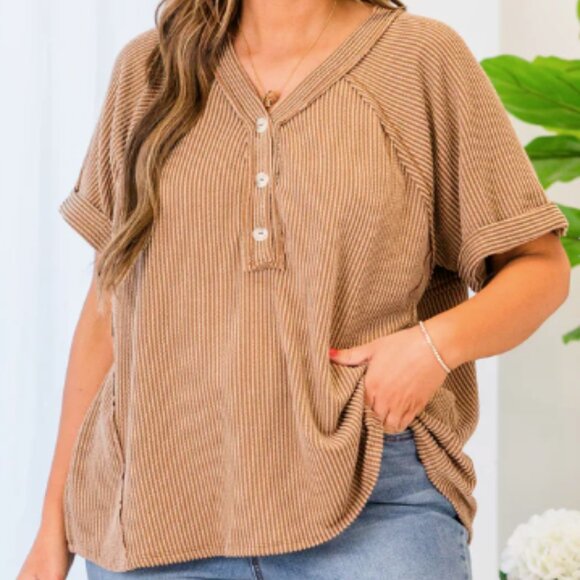 Chic Soul Mocha Top - Picture 1 of 4